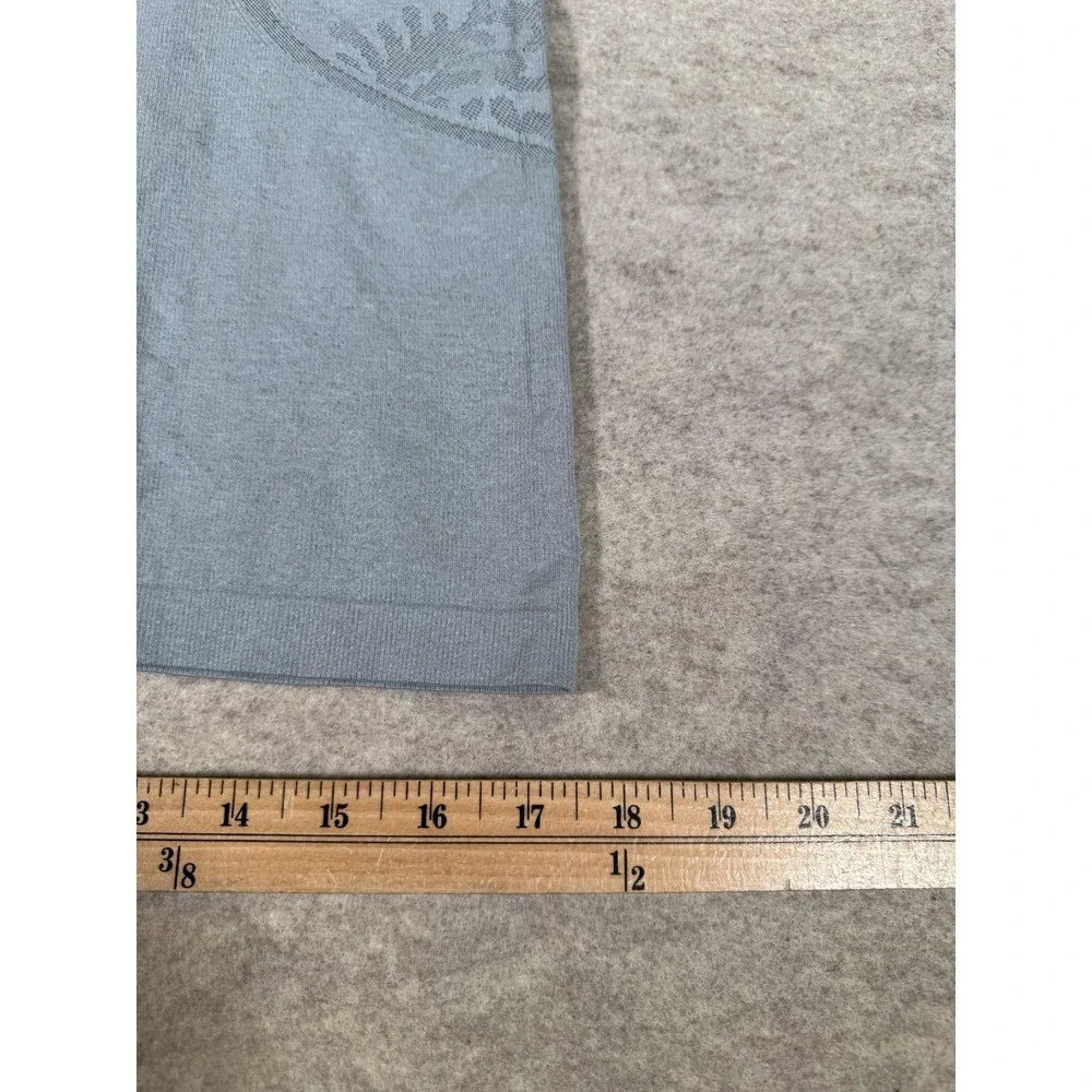 Lululemon Swiftly Tech Shirt Womens 10 Gray Floral Short Sleeve Yoga Athletic